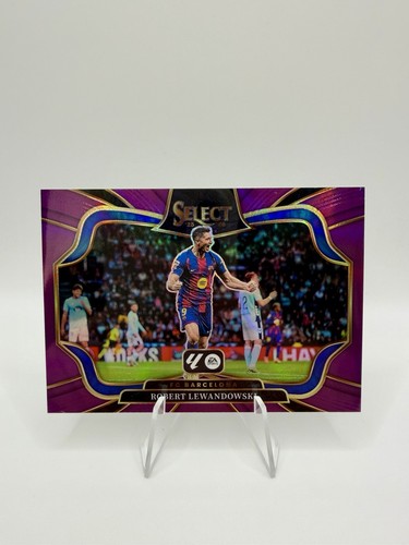Robert Lewandowski 2025 Panini Select Violet Field Level /125