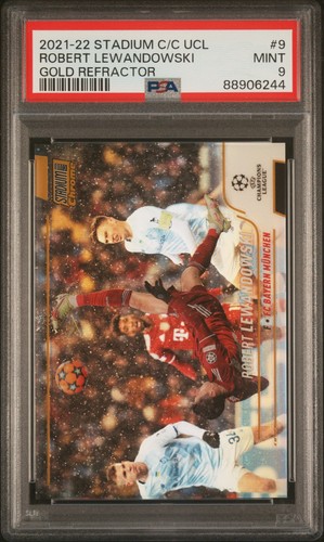 Robert Lewandowski 2021 Panini Stadium Club Oro 32/50