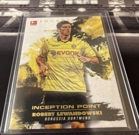 Robert Lewandowski 2024 Topps Inception Bundesliga