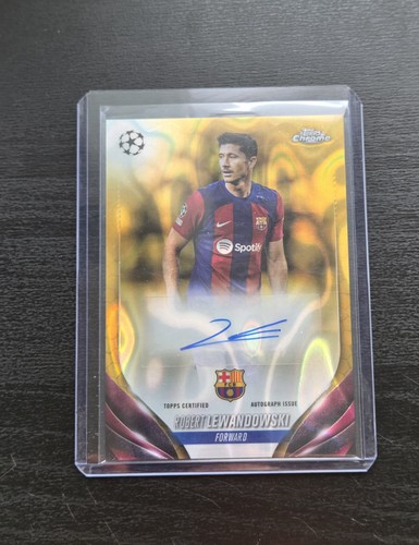 Roberto Lewandowski 2023 Topps Chrome Gold Lava
