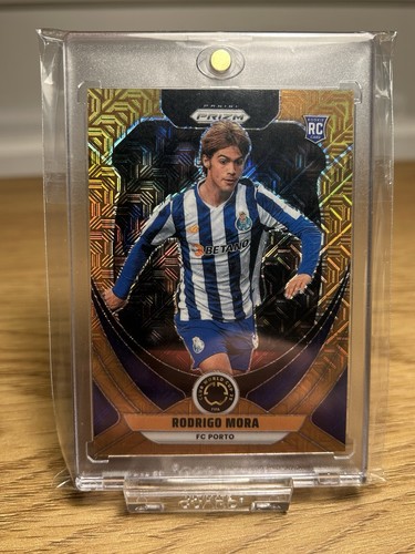 Rodrigo Mora 2025 Panini Prizm Club World Cup Multicolor Mojo Prizm /25
