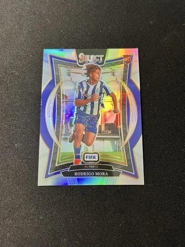 Rodrigo Mora 2024 Panini Select FIFA Fútbol Plata Prizm #50