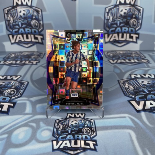 Rodrigo Mora 2024 Panini Select FIFA Prizm