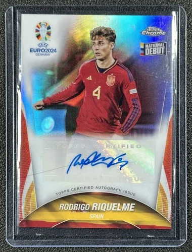 Rodrigo Riquelme 2024 Topps Cromo UEFA Euro Refractor