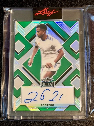 Rodrygo 2022 Leaf Metal Green Cracked Ice /10