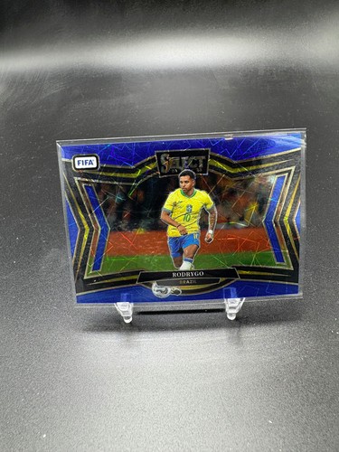 Rodrygo 2024 Panini Select Blue Lazer Prizm #208