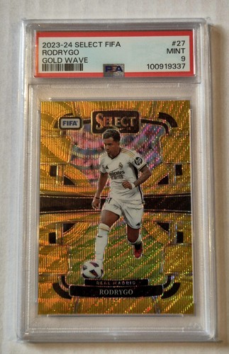 Rodrygo 2023 Panini Select Gold Wave /10