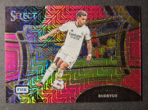 Rodrygo 2023 Panini Select Pink Mojo Prizm /199