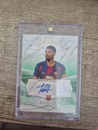 Ronald Araújo 2025 Topps Barcelona Forever /99