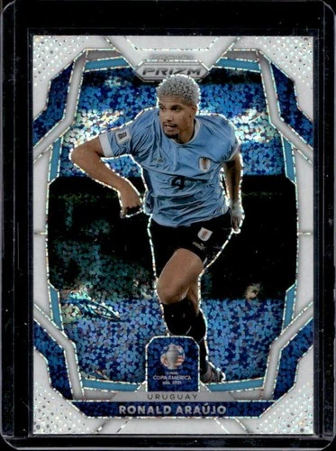 Ronald Araújo 2024 Panini Prizm White Sparkle /95