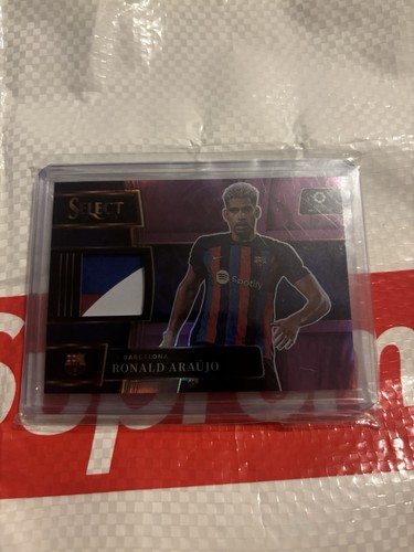 Ronald Araújo 2022 Panini Select Purple Prizm /10