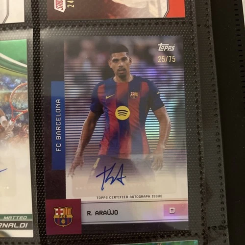 Ronald Araujo 2025 Topps FC Barcelona /75