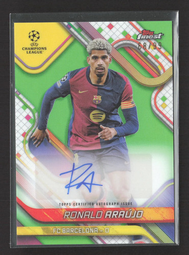 Ronald Araujo 2025 Topps Finest Green /99