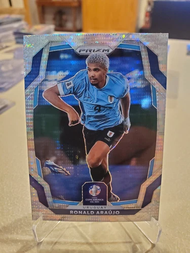 Ronald Araujo 2024 Panini Prizm Pulsar