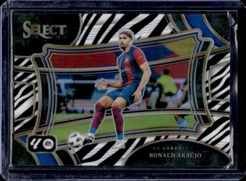 Ronald Araujo 2023 Panini Select Zebra Prizm /25