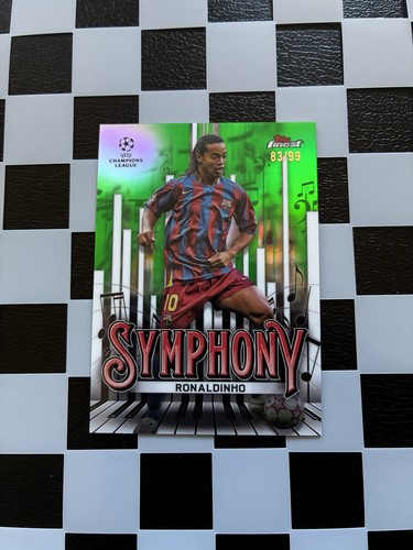 Ronaldinho 2024 Topps Finest Green /99