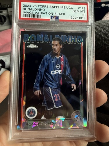 Ronaldinho 2024 Topps Sapphire Black /10