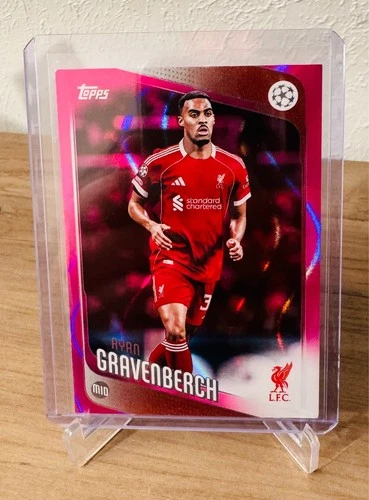 Ryan Gravenberch 2025 Topps UCC Flagship Pink FlowFractor