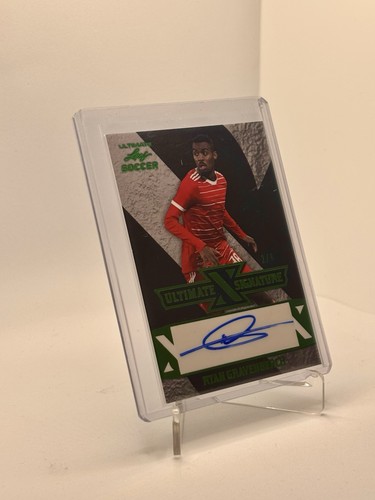 Ryan Gravenberch 2022 Panini Ultimate Leaf Soccer 2/6