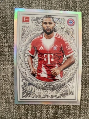 Serge Gnabry 2025 Topps Chrome Bundesliga OR-28
