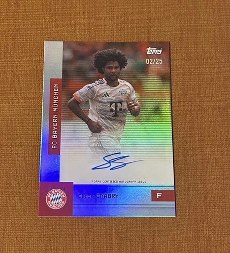 Serge Gnabry 2025 Topps Team Set FC Bayern München /25