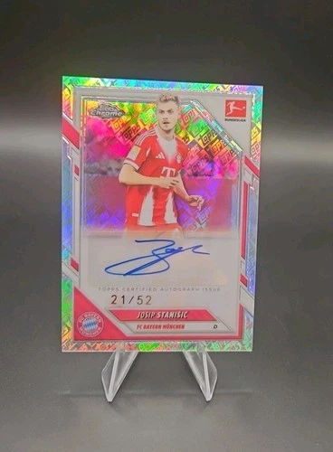 Stanisic 2026 Topps Bundesliga Chrome /52