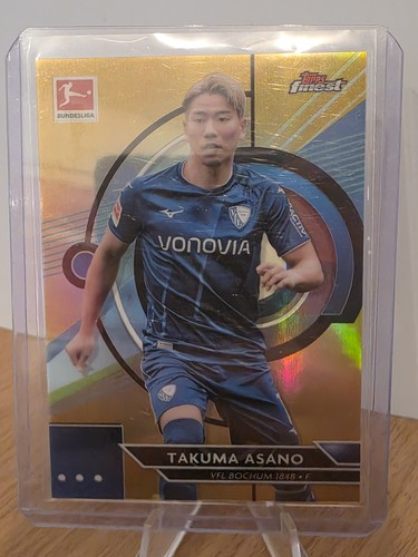 Takuma Asano 2022 Topps Bundesliga Finest /50