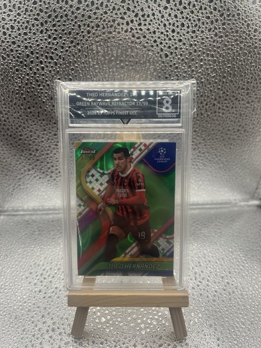 Theo Hernandez 2024 Topps Finest Green Refractor /99