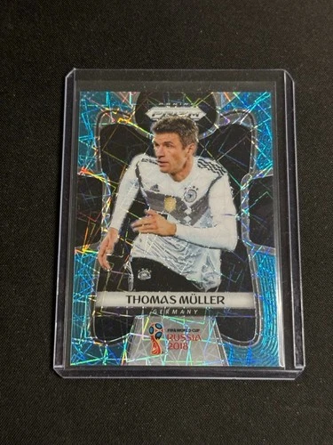 Thomas Müller 2018 Panini Prizm Light Blue Lazer /125