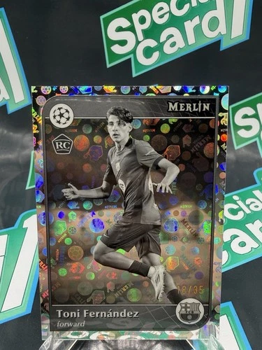 Toni Fernandez 2024 Topps Merlin's UEFA bianco e nero /35