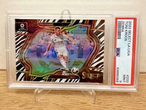 Toni Kroos 2022 Panini Select Zebra /25