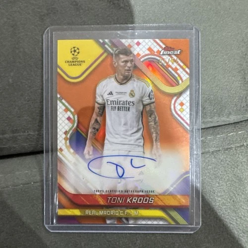 Toni Kroos 2024 Topps Finest UCC Orange Refractor /25