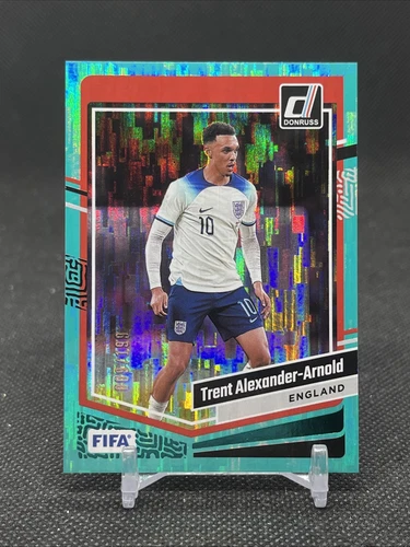 Trent Alexander-Arnold 2023 Panini Donruss Teal Prism /199