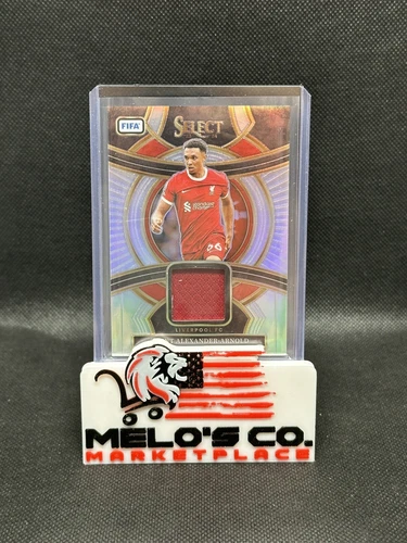 Trent Alexander-Arnold 2023 Panini Select FIFA Silver Prizm