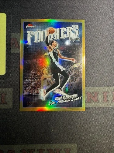 Victor Wembanyama 2025 Topps Finest Gold /50