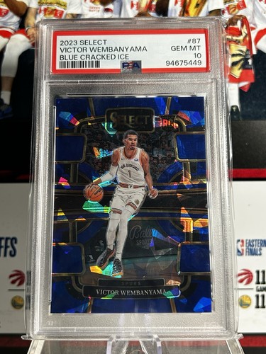 Victor Wembanyama 2023 Panini Select Blue Cracked Ice