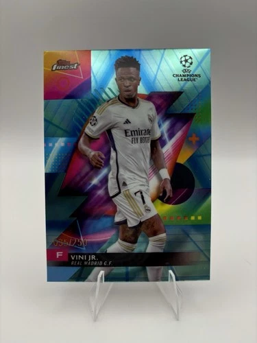 Vinicius Jr 2023 Topps Finest Aqua Vapor Wave /250
