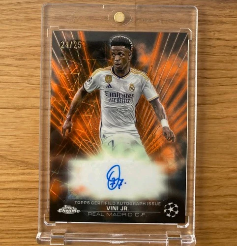 Vinicius Junior 2024 Topps Chrome Black Lazer /25