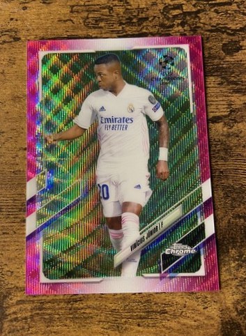 Vinicius Junior 2021 Topps Chrome Pink Wave