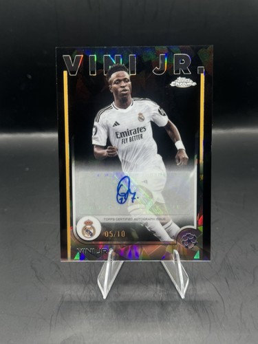 Vinicius Junior 2024 Topps Chrome Sapphire /10