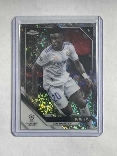 Vinicius Junior 2021 Topps Chrome UCL Mini-Diamond Refractor /275