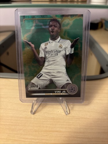 Vinicius Junior 2023 Topps Chrome Verde/Oro Fulmine /125