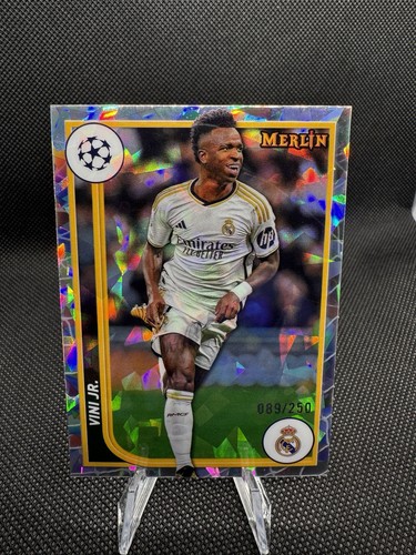 Vinicius Junior 2022 Panini Merlin Chrome Vintage Refractor