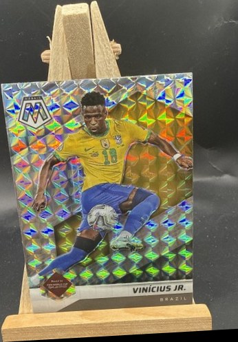 Vinicius Junior 2021 Panini Mosaic FIFA Road to World Cup Silver Prizm