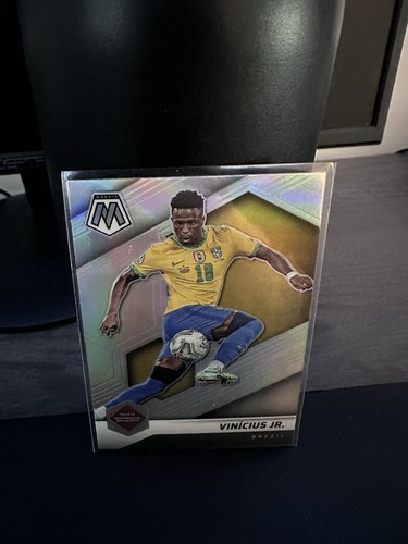 Vinicius Junior 2021 Panini Mosaic Plata Prizm