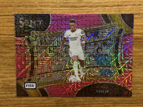 Vinicius Junior 2023 Panini Select FIFA Pink Mojo Prizm /199