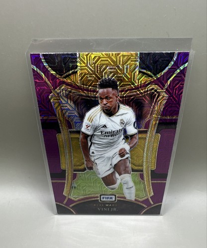 Vinicius Junior 2023 Panini Select FIFA Viola Mojo Prizm