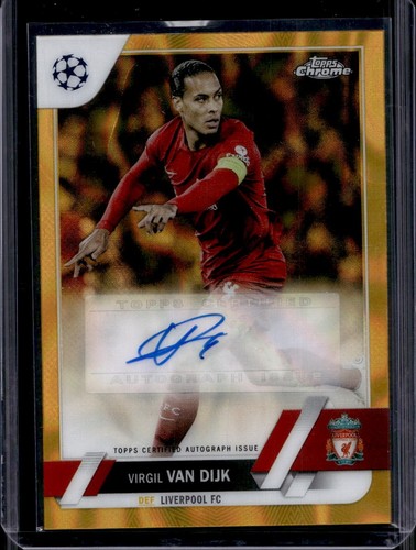 Virgil van Dijk 2022 Panini Cromo UEFA Clubes Competiciones Oro Lava Refractor