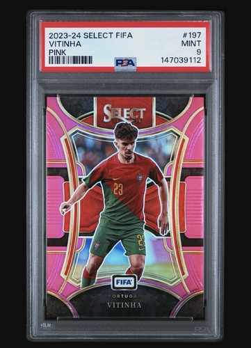 Vitinha 2023 Panini Select FIFA Pink Prizm /75