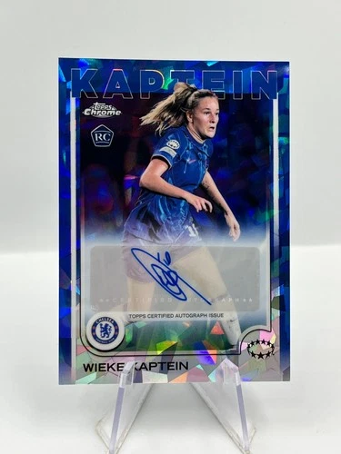 Wieke Kaptein 2024 Topps Chrome UEFA Sapphire